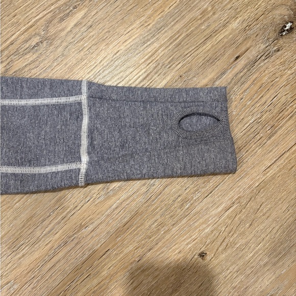 lululemon grey zip up - Picture 4 of 4